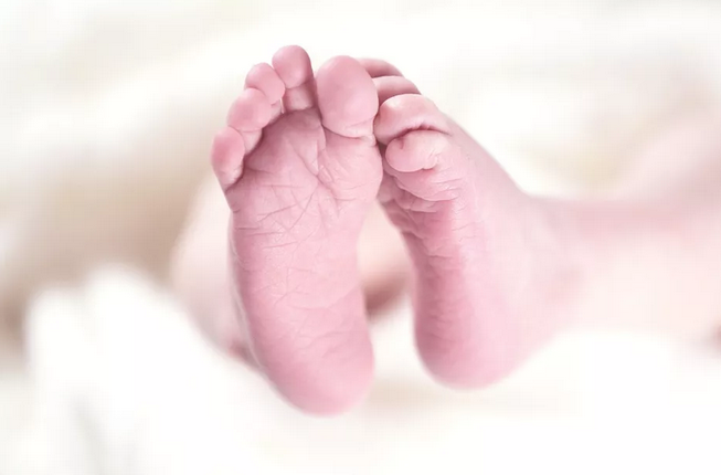 美國出生的孩子需要辦理的5種證件1